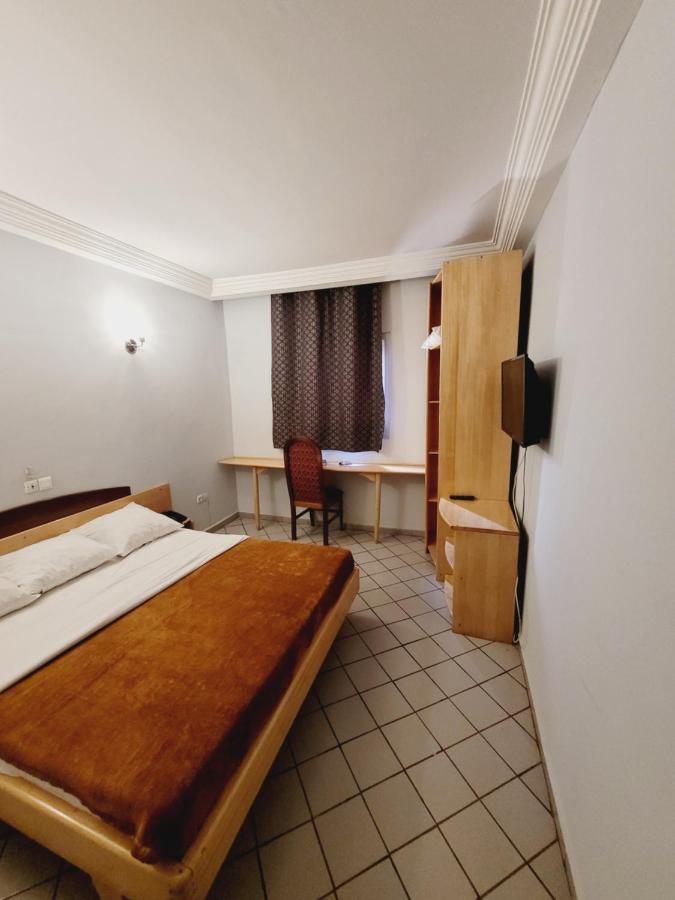 Hotel Altitel バフーサム エクステリア 写真
